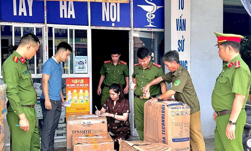 Khám Phá Hai Cơ Sở Kinh Doanh Thuốc Tây Không Được Phép, Hơn 5.000 Sản Phẩm Nghi Vấn - Ảnh 1.
