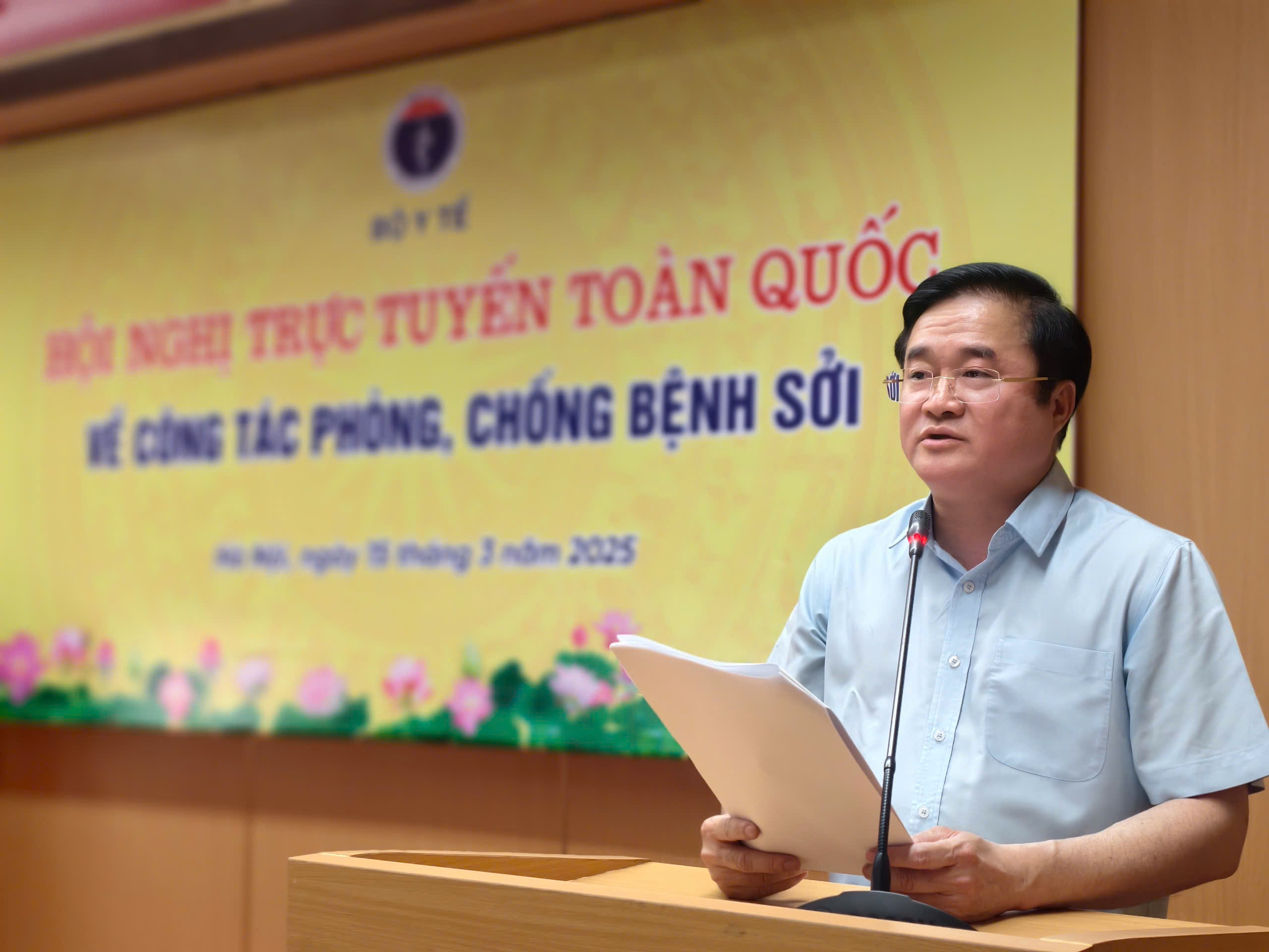 Cảnh báo từ Bộ Y tế: Một ca bệnh sởi có thể lây cho 12-18 người - Ảnh 3.