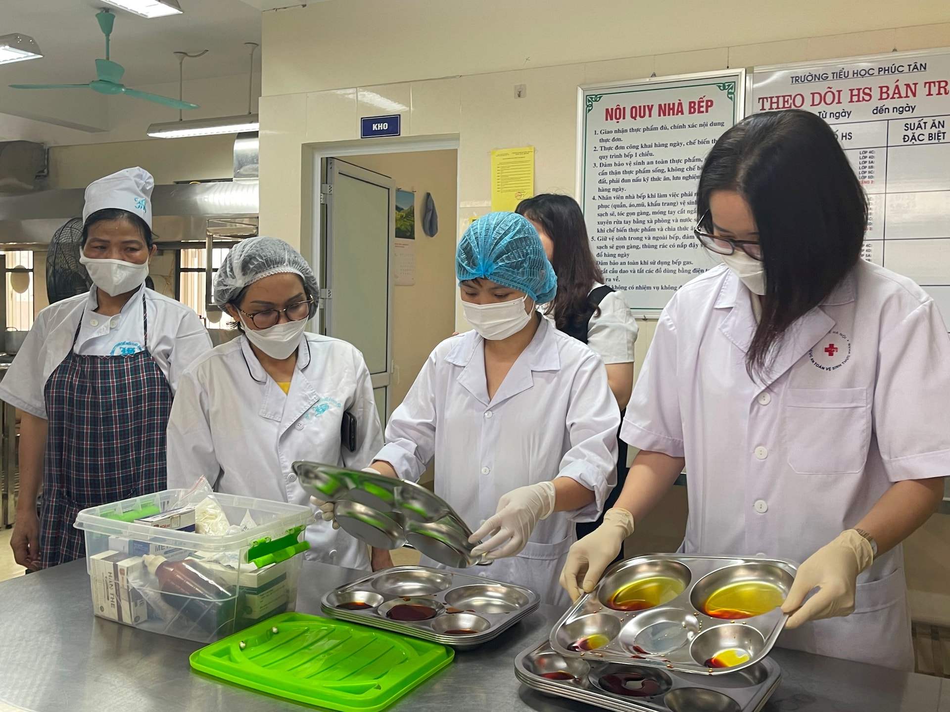 Kiểm tra an toàn thực phẩm tại 10 tỉnh, thành- Ảnh 1.