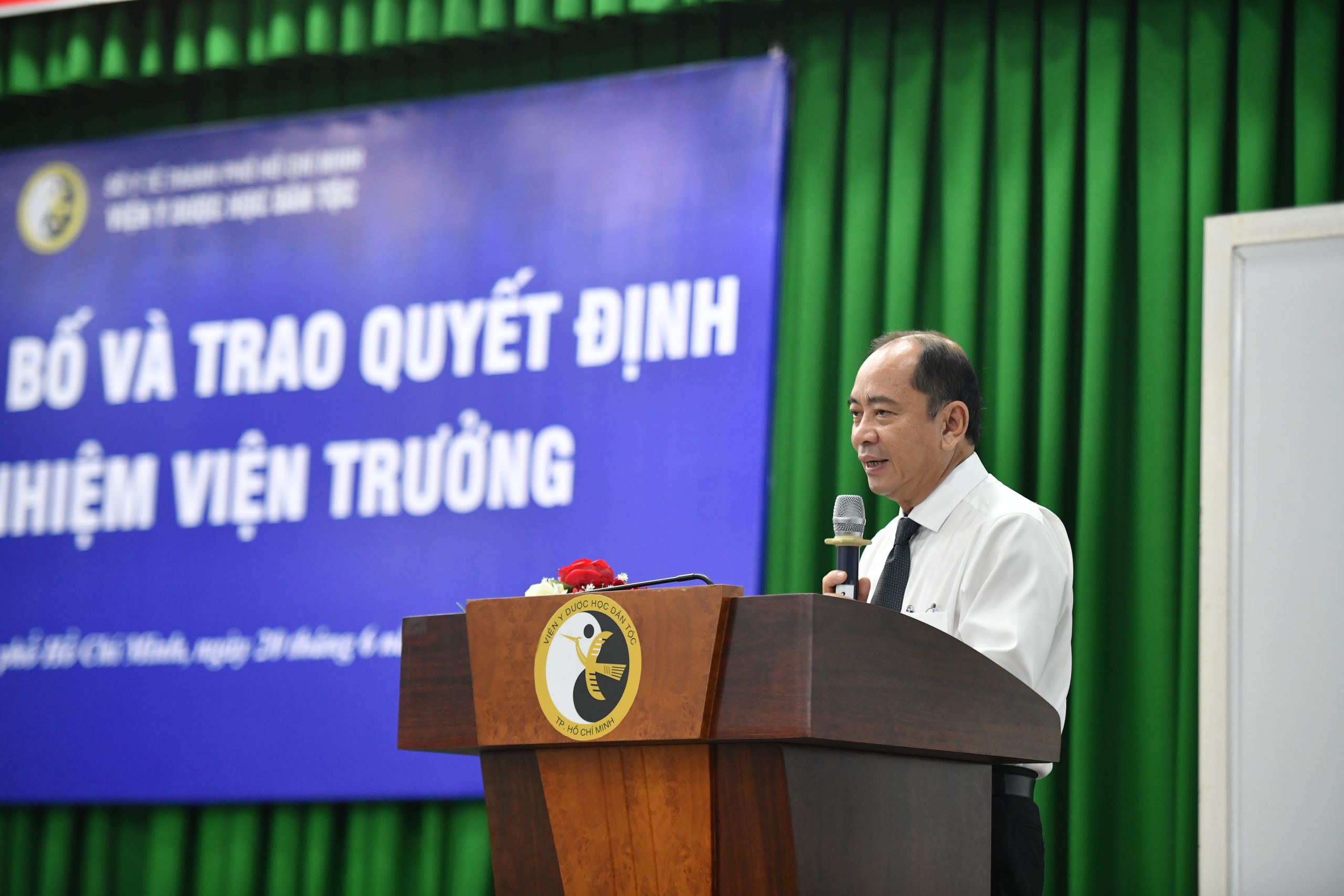 Viện Y dược học dân tộc TP HCM có giám đốc mới- Ảnh 1.