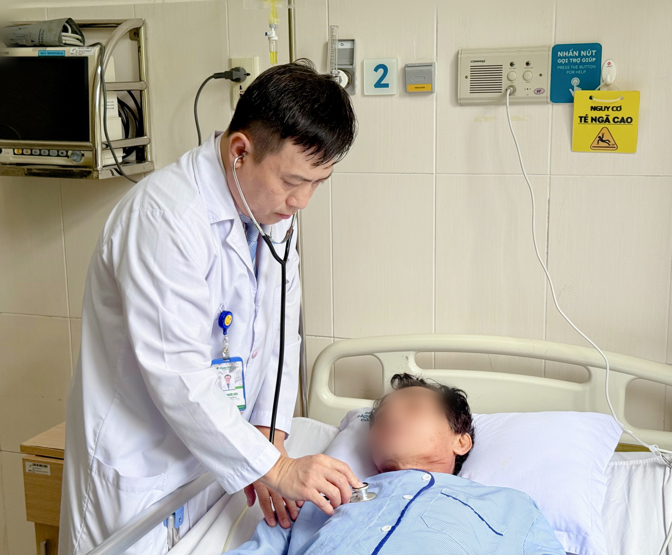 Giảm thân nhiệt xuống 18-20°C: Giải pháp cứu sống bệnh nhân Vĩnh Long - Ảnh 1.