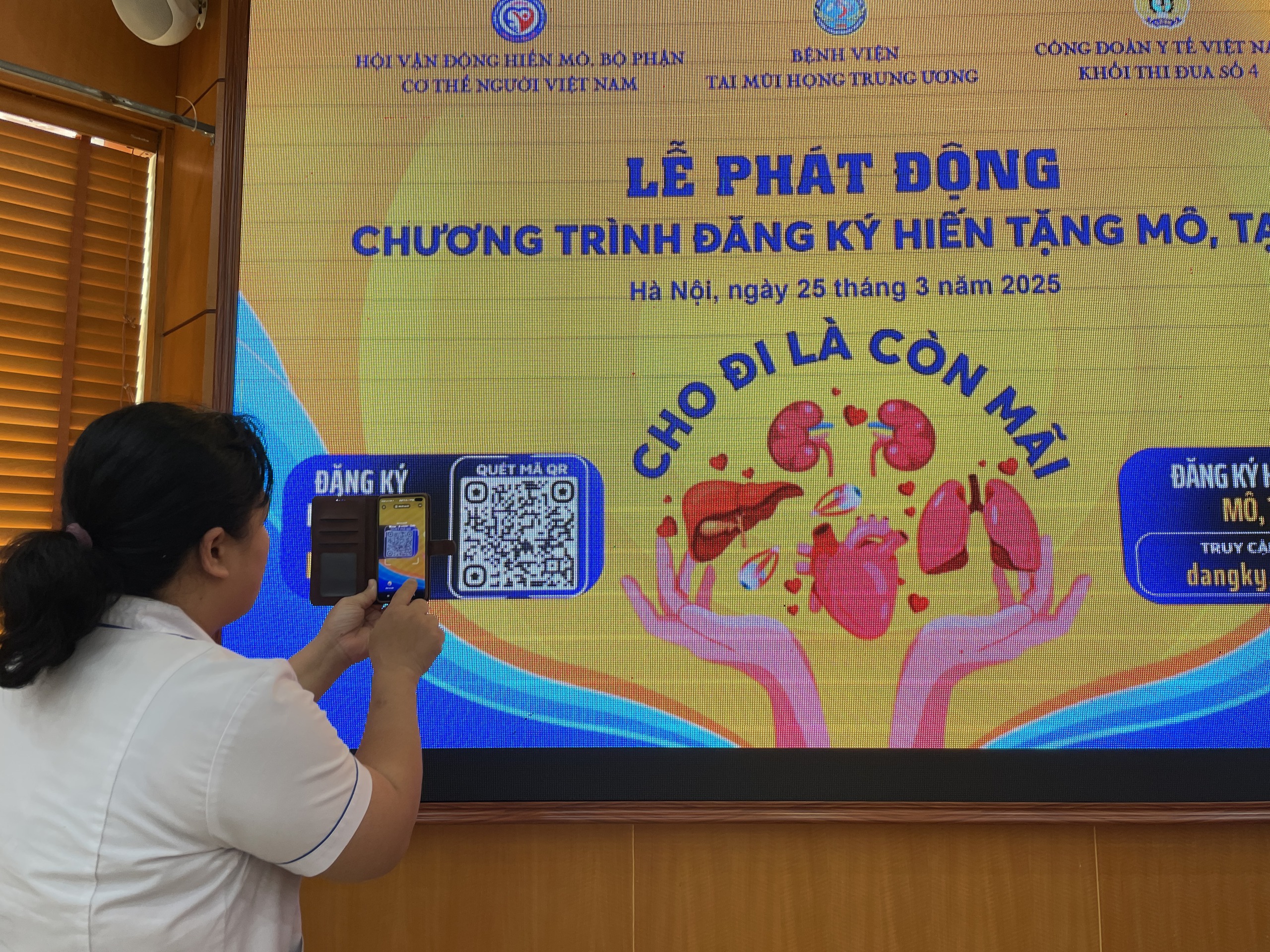 Nhân viên y tế đồng loạt đăng ký hiến mô, tạng- Ảnh 2.