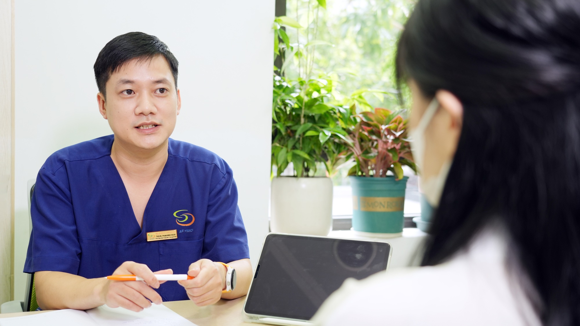 Khó Khăn Trong Quan Hệ Tình Dục Sau Hai Năm Kết Hôn- Ảnh 1.