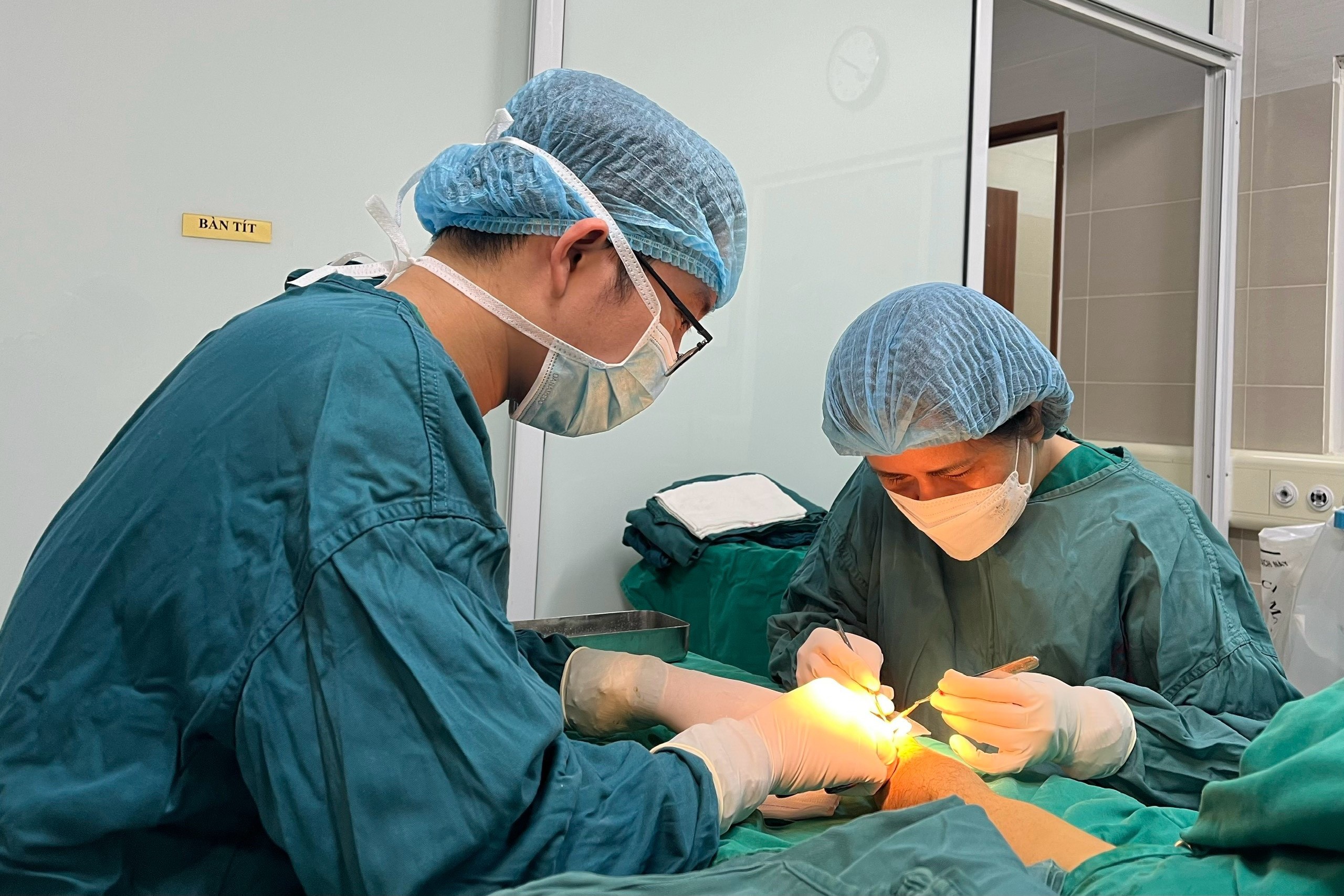 Cảnh giác với quảng cáo về phương pháp tái sinh da - Ảnh 2.