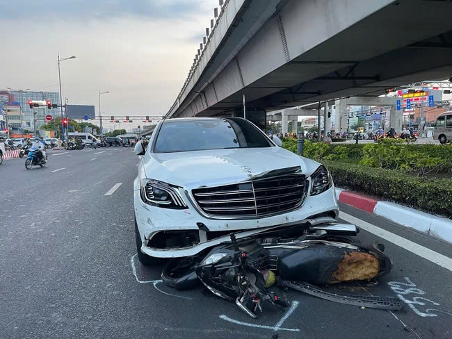 Cập nhật thông tin về vụ tai nạn giao thông nghiêm trọng tại Thủ Đức - Ảnh 1.