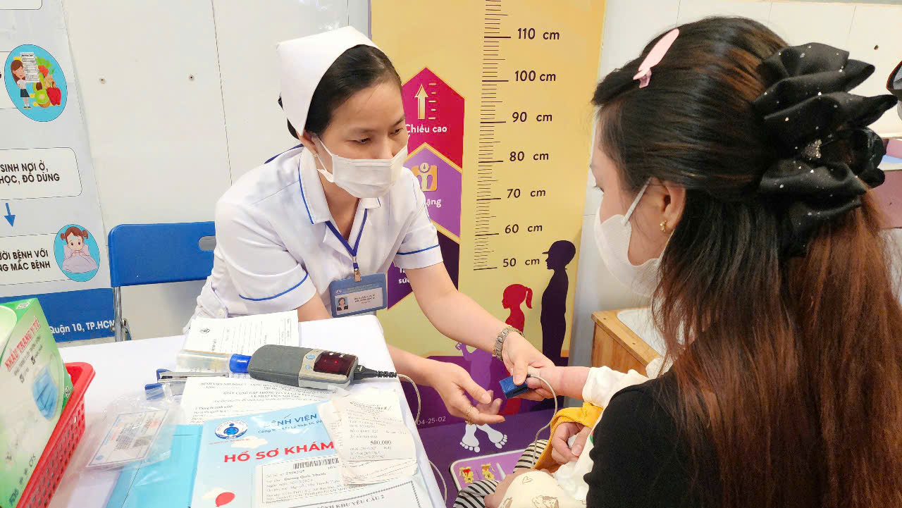 Bộ Y tế cảnh báo một số địa phương lơ là chống dịch sởi- Ảnh 2.