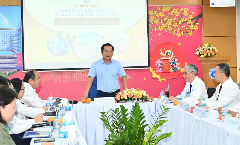 Chủ tịch UBND TP HCM: Ca can thiệp bào thai là niềm tự hào của cả thành phố- Ảnh 1.